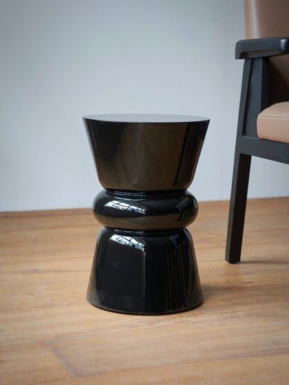 Luna Crest Side Table — interior view 09