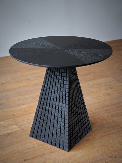 Maple Crest Side Table — interior view 07