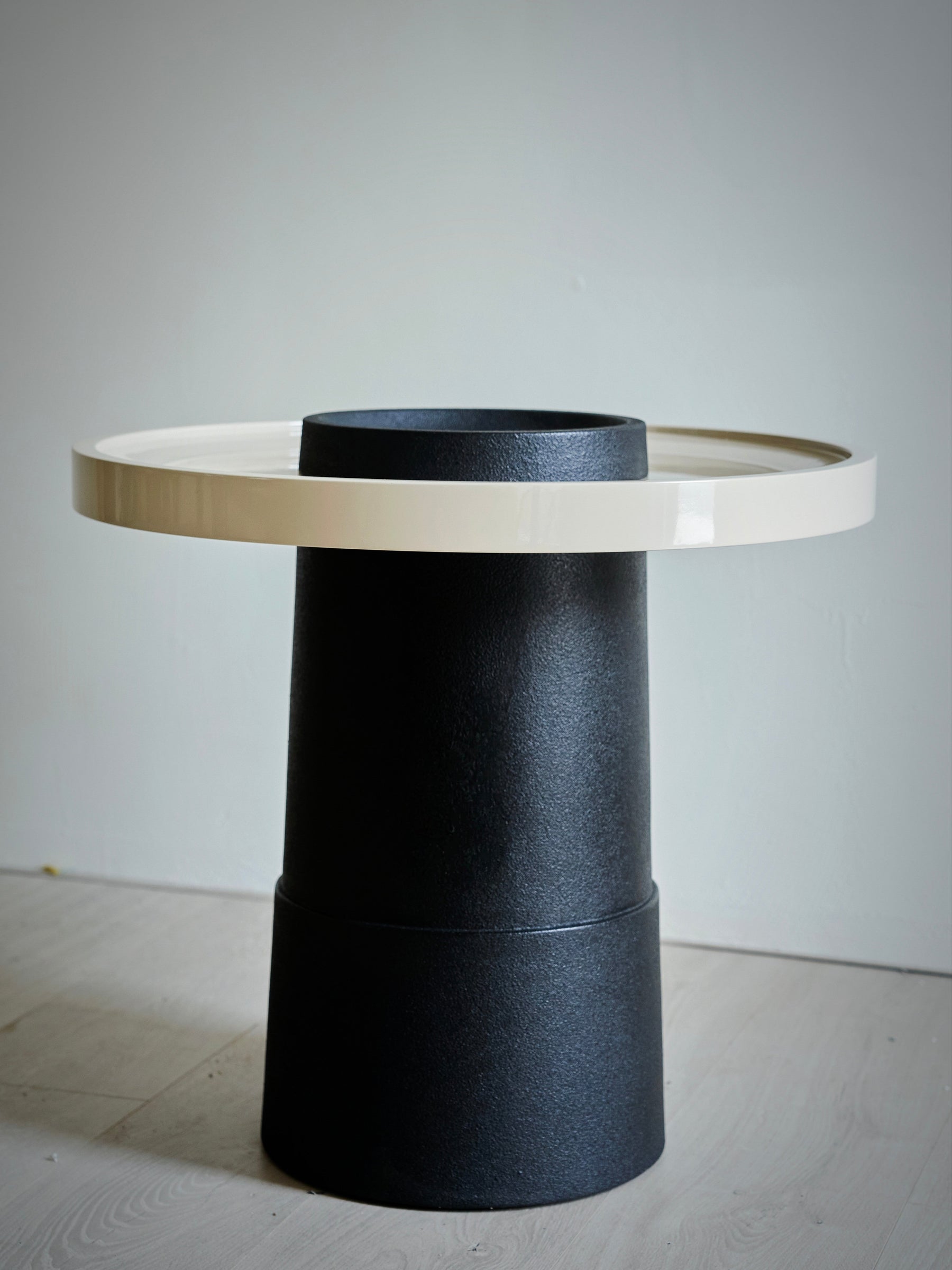 Marlow Crest Side Table — interior view 08
