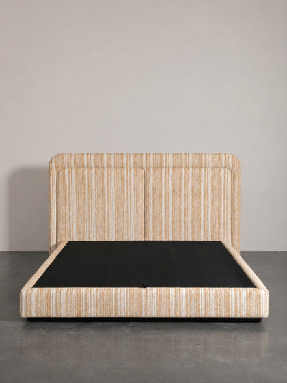 Reed Crest Bed — interior view 03