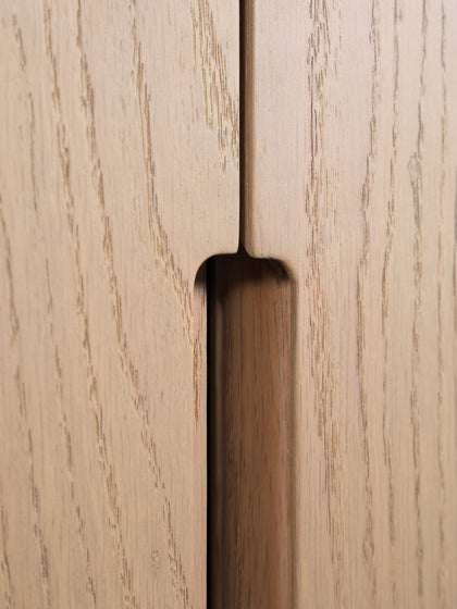 Selene Crest Cabinet — interior view 09