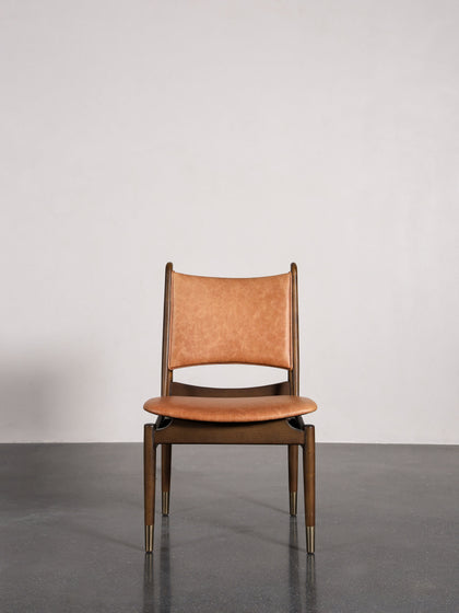Cove Field Lounge Chair — interior view 04