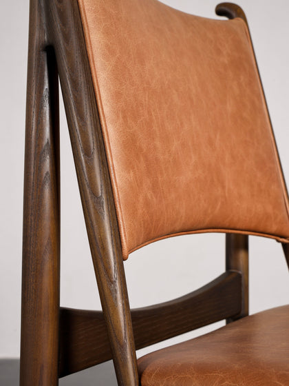 Cove Field Lounge Chair — interior view 06