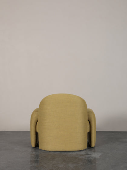 Dover Field Lounge Chair — interior view 15
