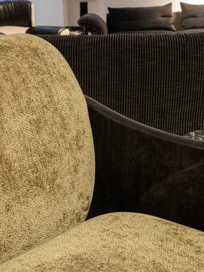 Fawn Field Lounge Chair — interior view 06