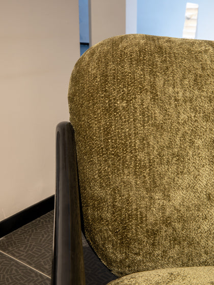 Fawn Field Lounge Chair — interior view 07