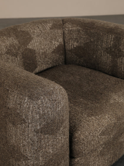 Glen Field Lounge Chair — interior view 06