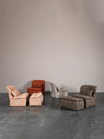 Iris Field Recliner — interior view 08