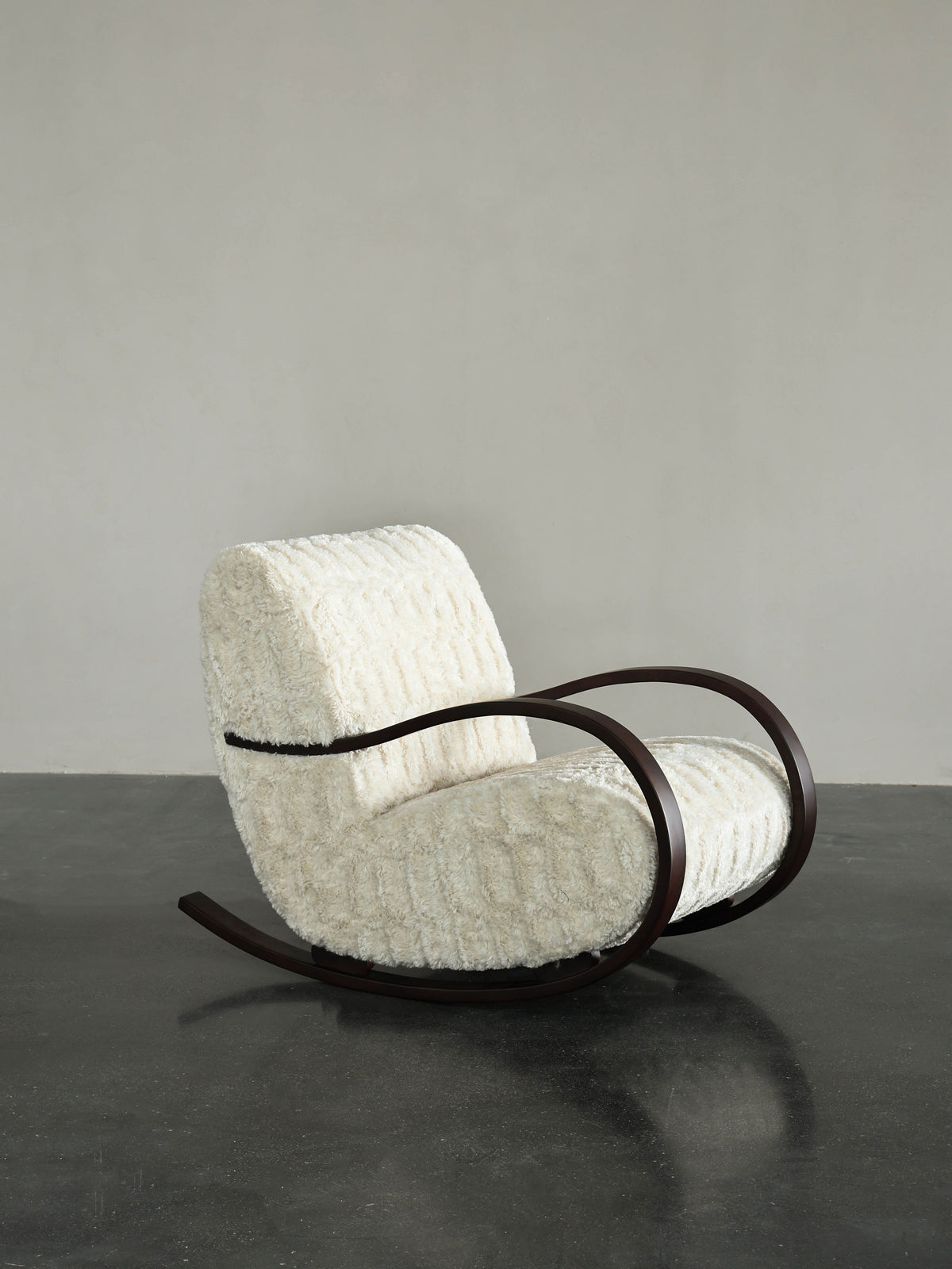 Ivory Field Rocking Chair — interior view 03
