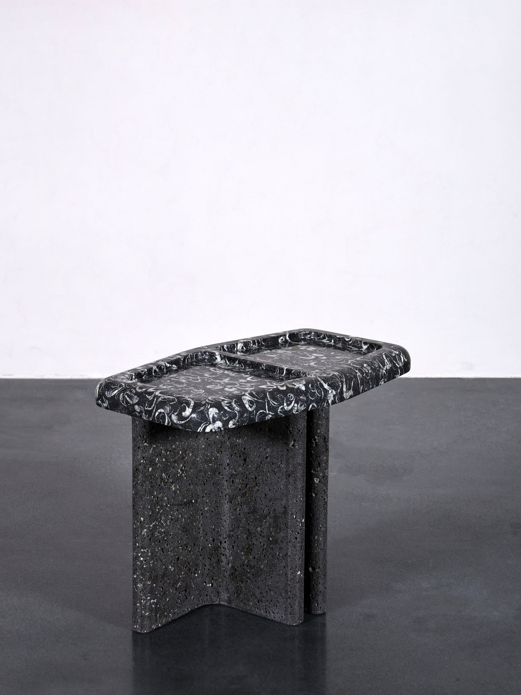 Luna Field Side Table — interior view 07