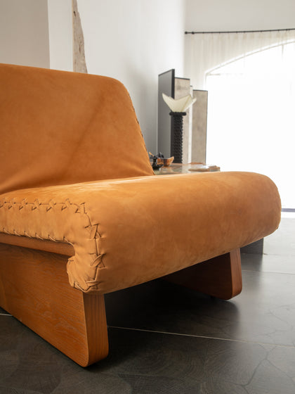 Sable Field Sofa — interior view 07