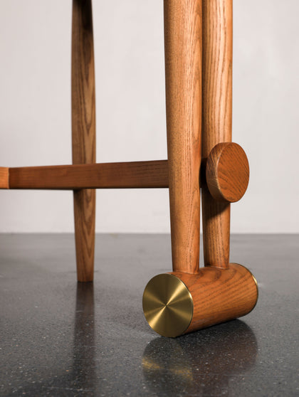 Solace Field Stool — interior view 08