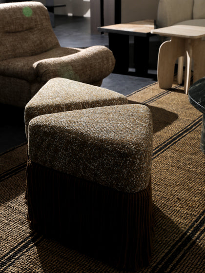 Sylvan Field Stool — interior view 09