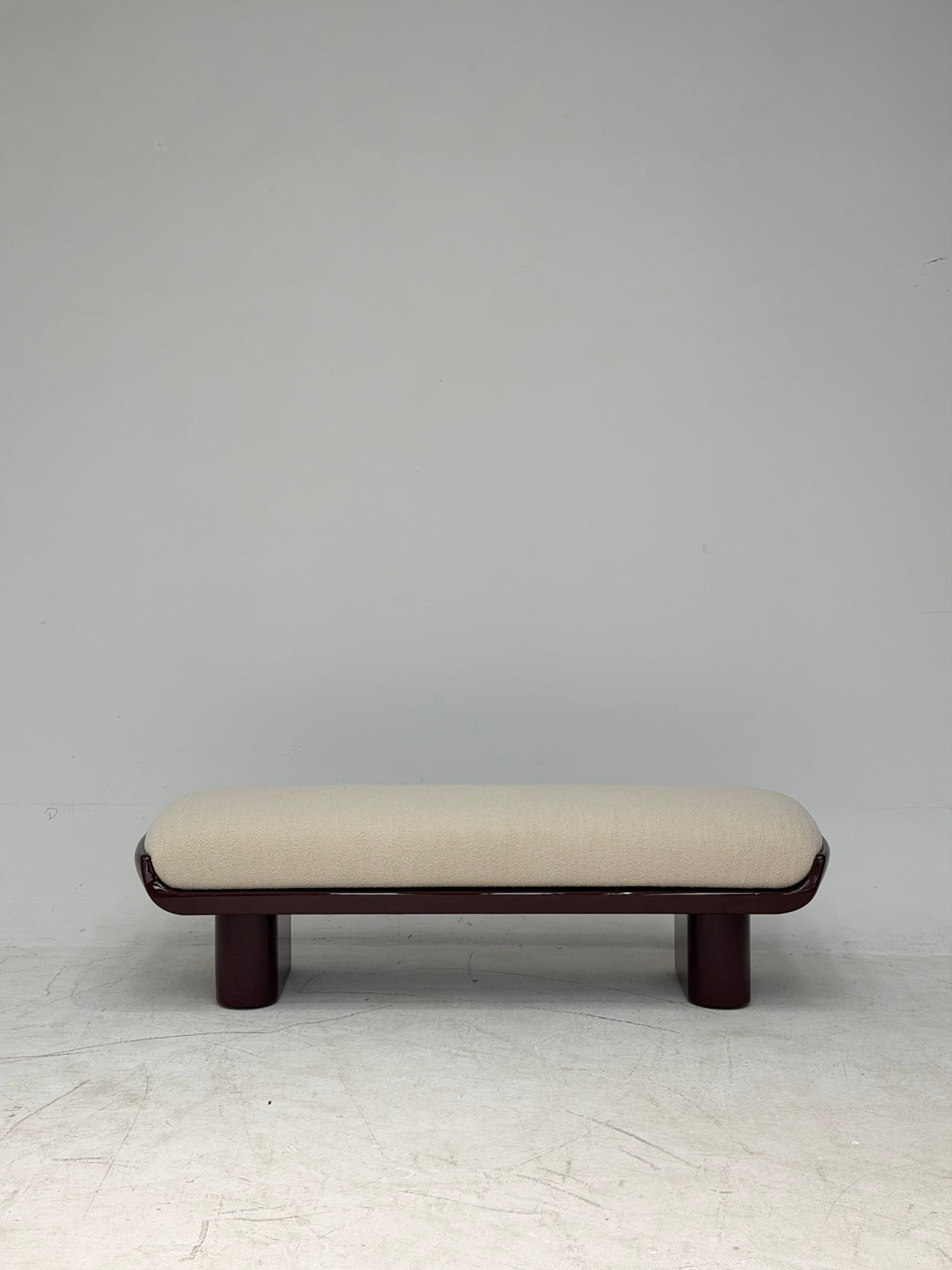 One silhouette. Your dimensions, comfort and finish.
