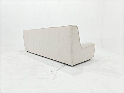 A00004 A00004 Sofa — view 02