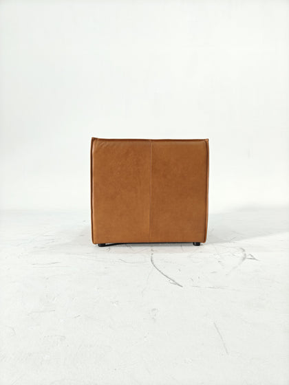 A00004 A00004 Sofa — view 12