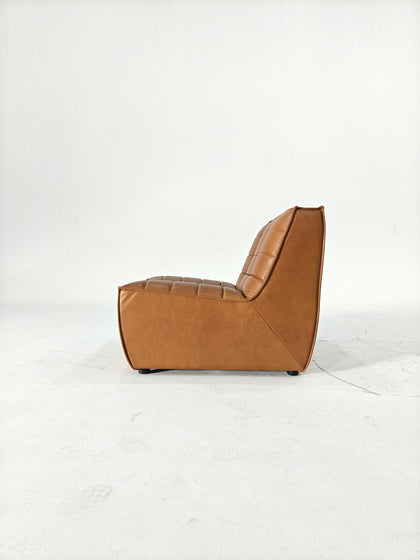 A00004 A00004 Sofa — view 13