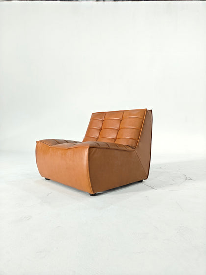 A00004 A00004 Sofa — view 14