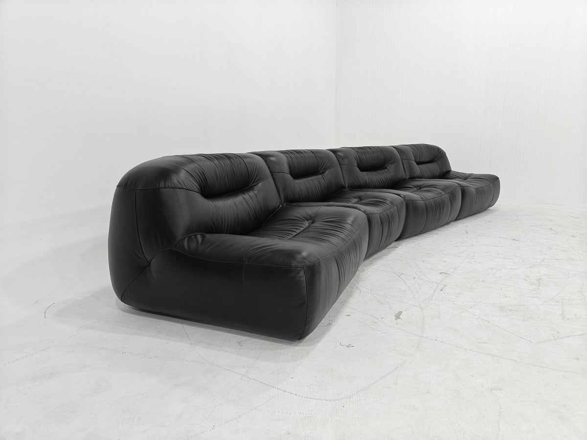 One silhouette. Your dimensions, comfort and finish.
