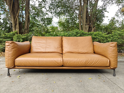 A00025 A00025 Sofa — view 02