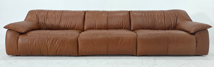 A00028 A00028 Sofa — view 06