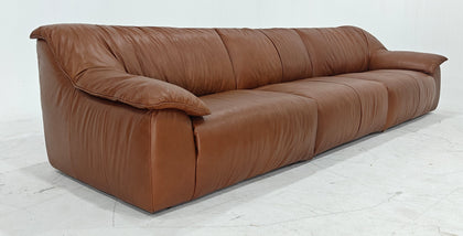 A00028 A00028 Sofa — view 07
