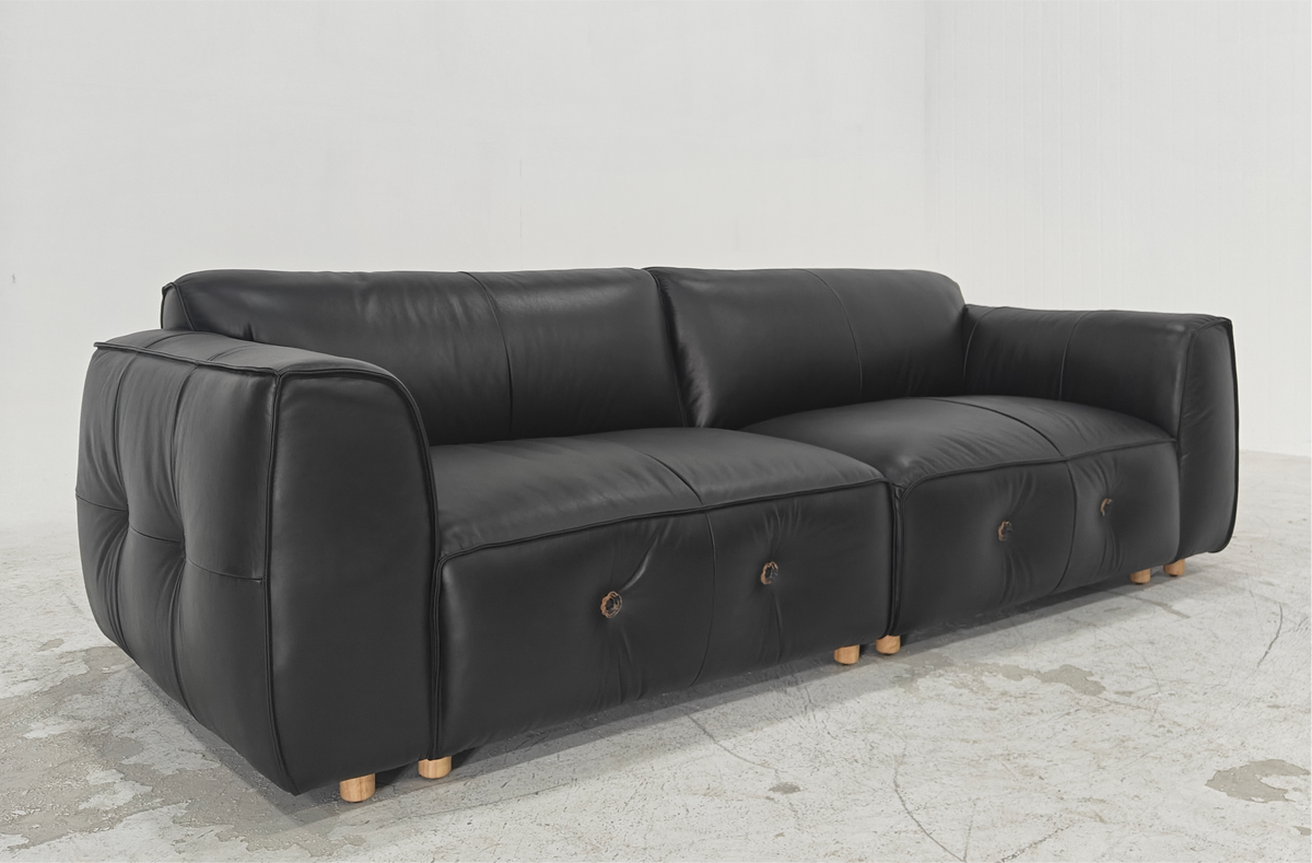One silhouette. Your dimensions, comfort and finish.
