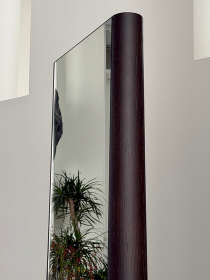 Aurelia Form Decorative Object — interior view 08