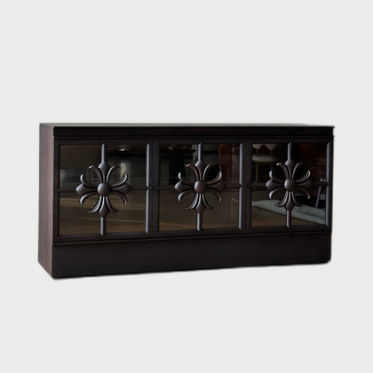 Cedar Form Dresser — neutral background 01