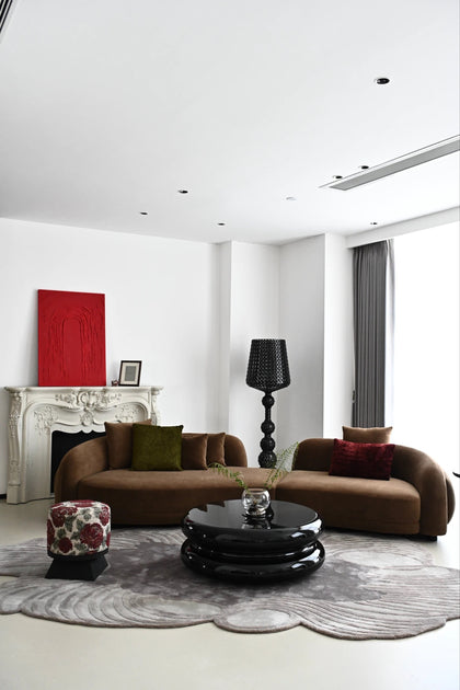 Elara Form Sofa — interior view 06