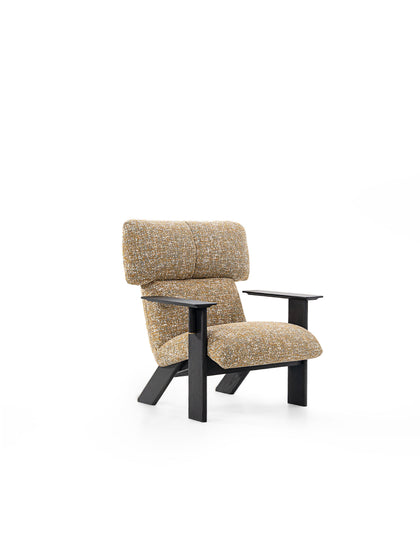 Juniper Form Lounge Chair — interior view 06