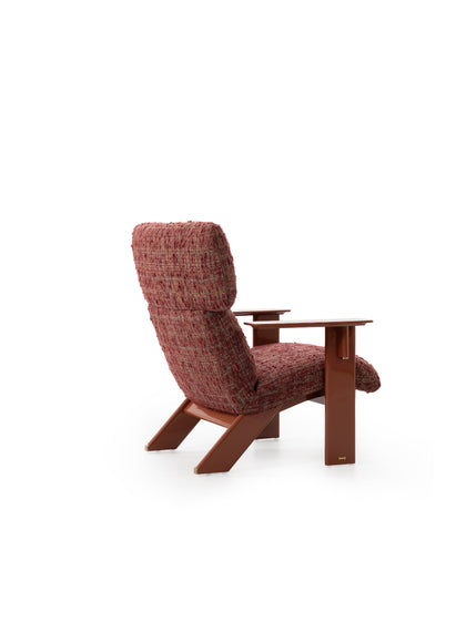 Juniper Form Lounge Chair — interior view 10