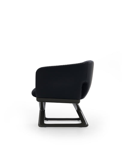 Linden Form Lounge Chair — interior view 07