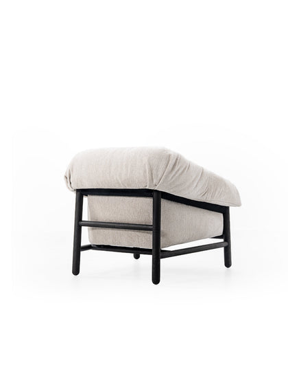 Luna Form Lounge Chair — interior view 05
