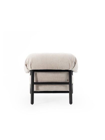 Luna Form Lounge Chair — interior view 06