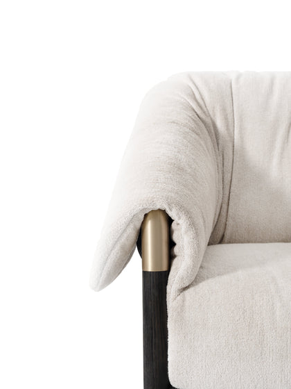 Luna Form Lounge Chair — interior view 08