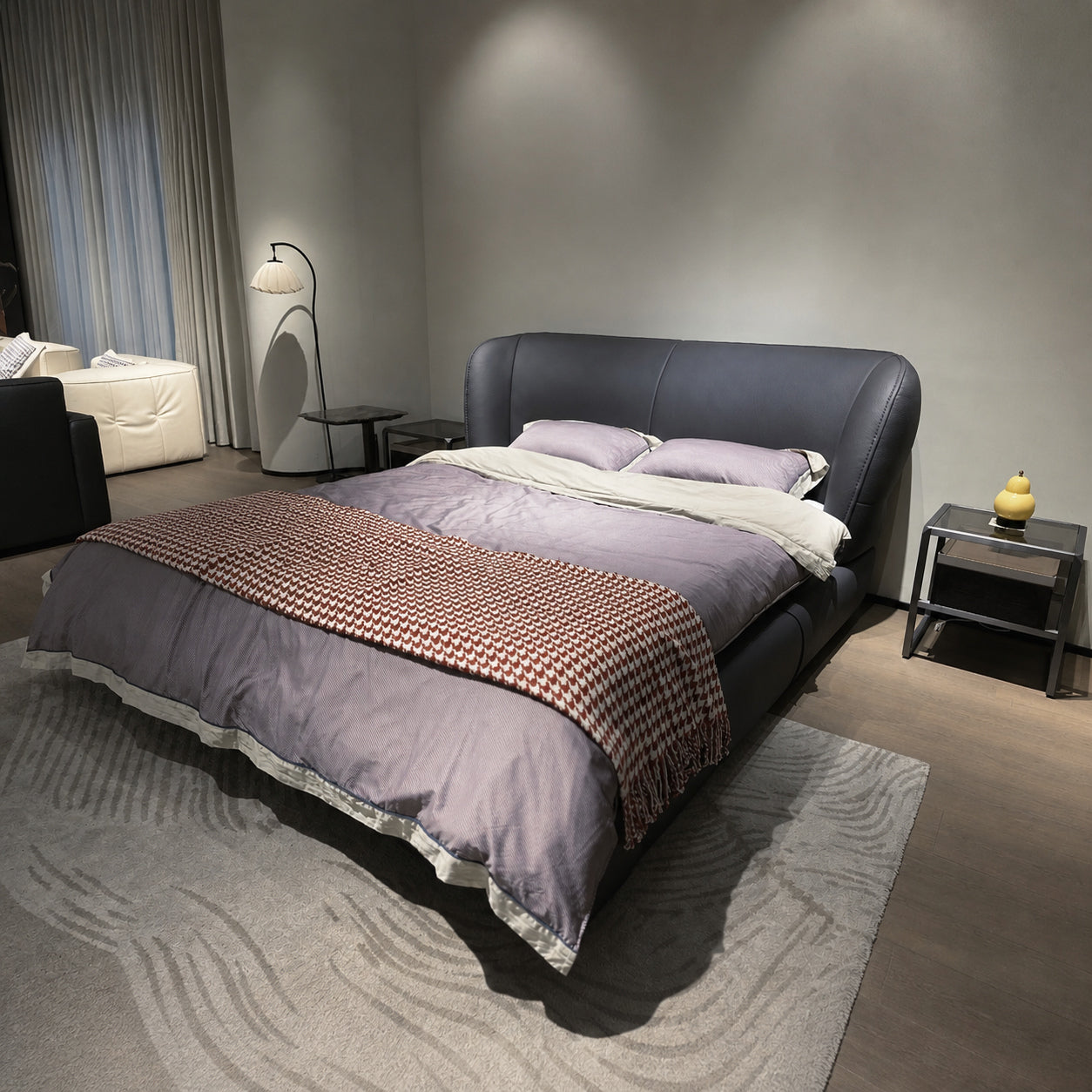 One silhouette. Your dimensions, comfort and finish.