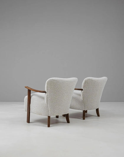 Orion Form Armchair — interior view 04