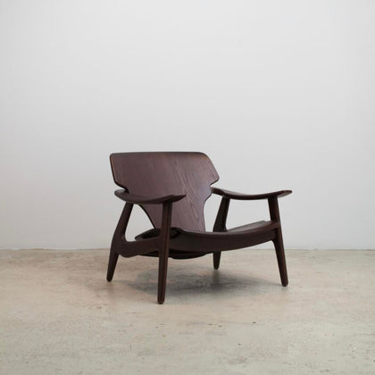 Pearl Form Armchair — interior view 03