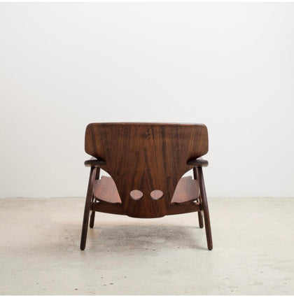 Pearl Form Armchair — interior view 06