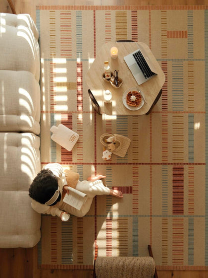 Vale Form Decorative Object — interior view 03