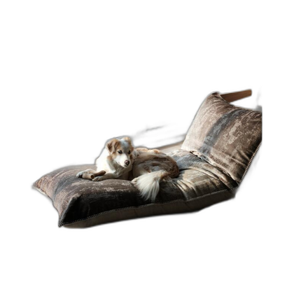 Willow Form Decorative Object — white background 02