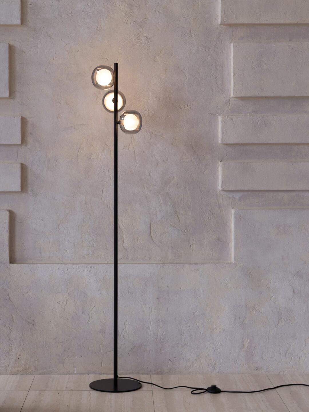 Elara Garden Decorative Object — interior view 03
