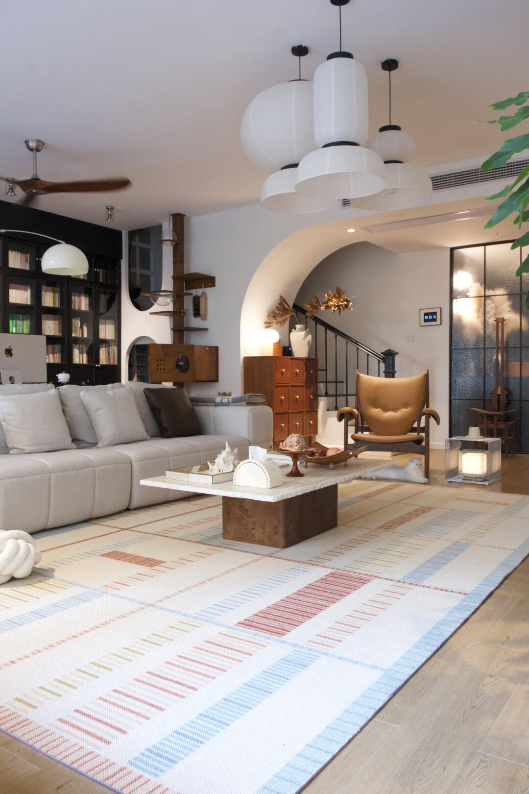 Fawn Garden Decorative Object — interior view 04