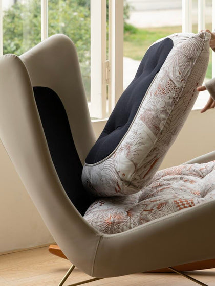 Maple Garden Rocking Chair — interior view 08