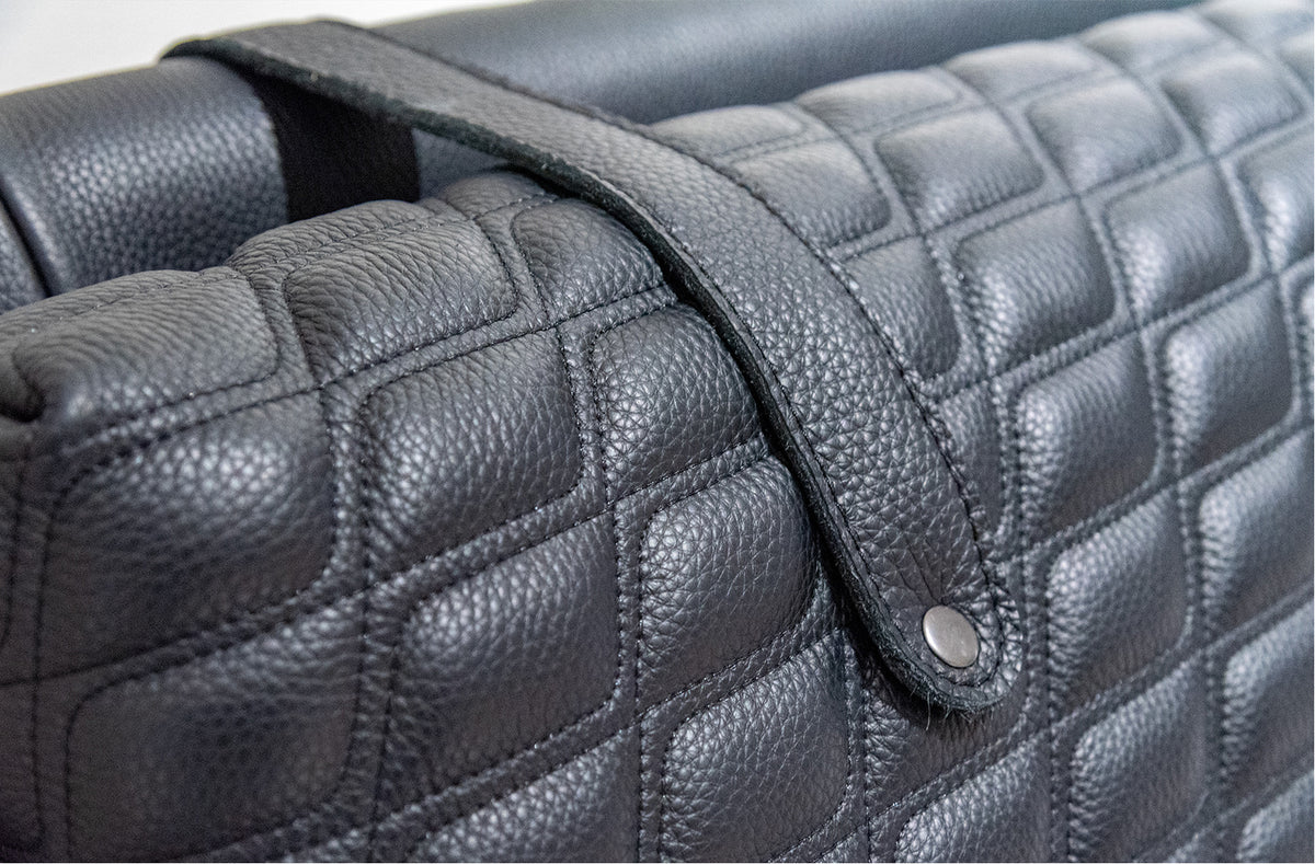 One silhouette. Your dimensions, comfort and finish.