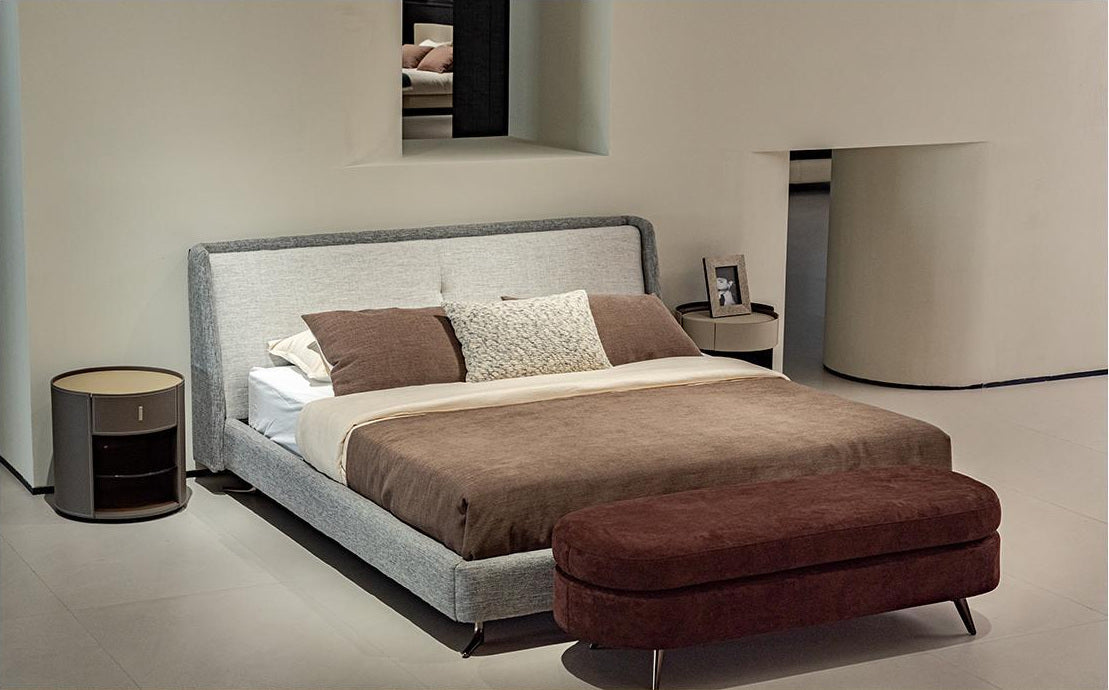 A00182 Bed in a finished interior.