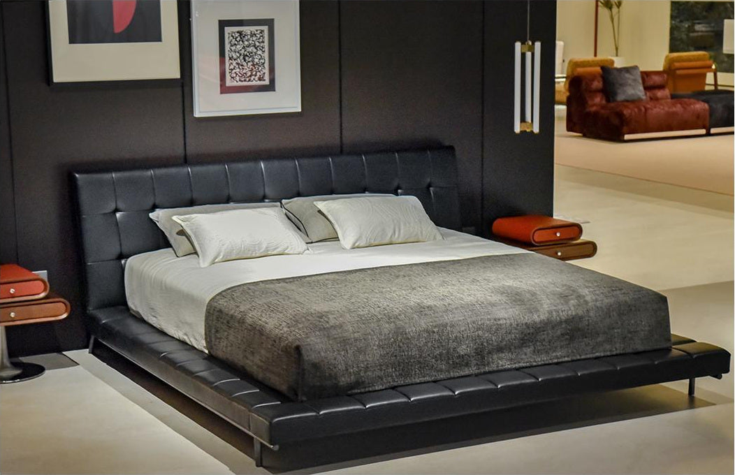 One silhouette. Your dimensions, comfort and finish.