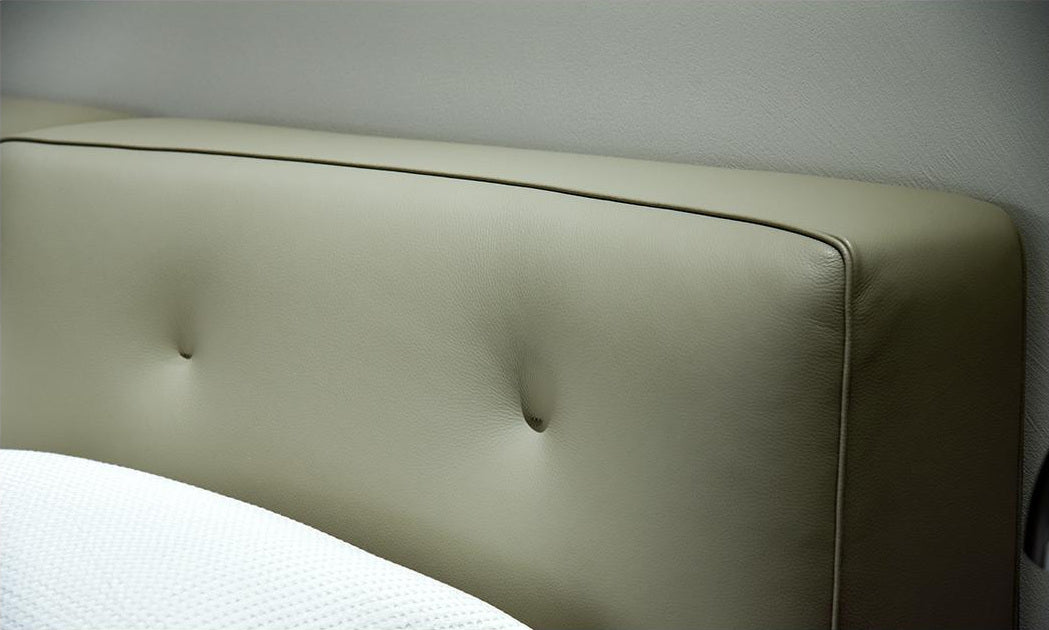 One silhouette. Your dimensions, comfort and finish.