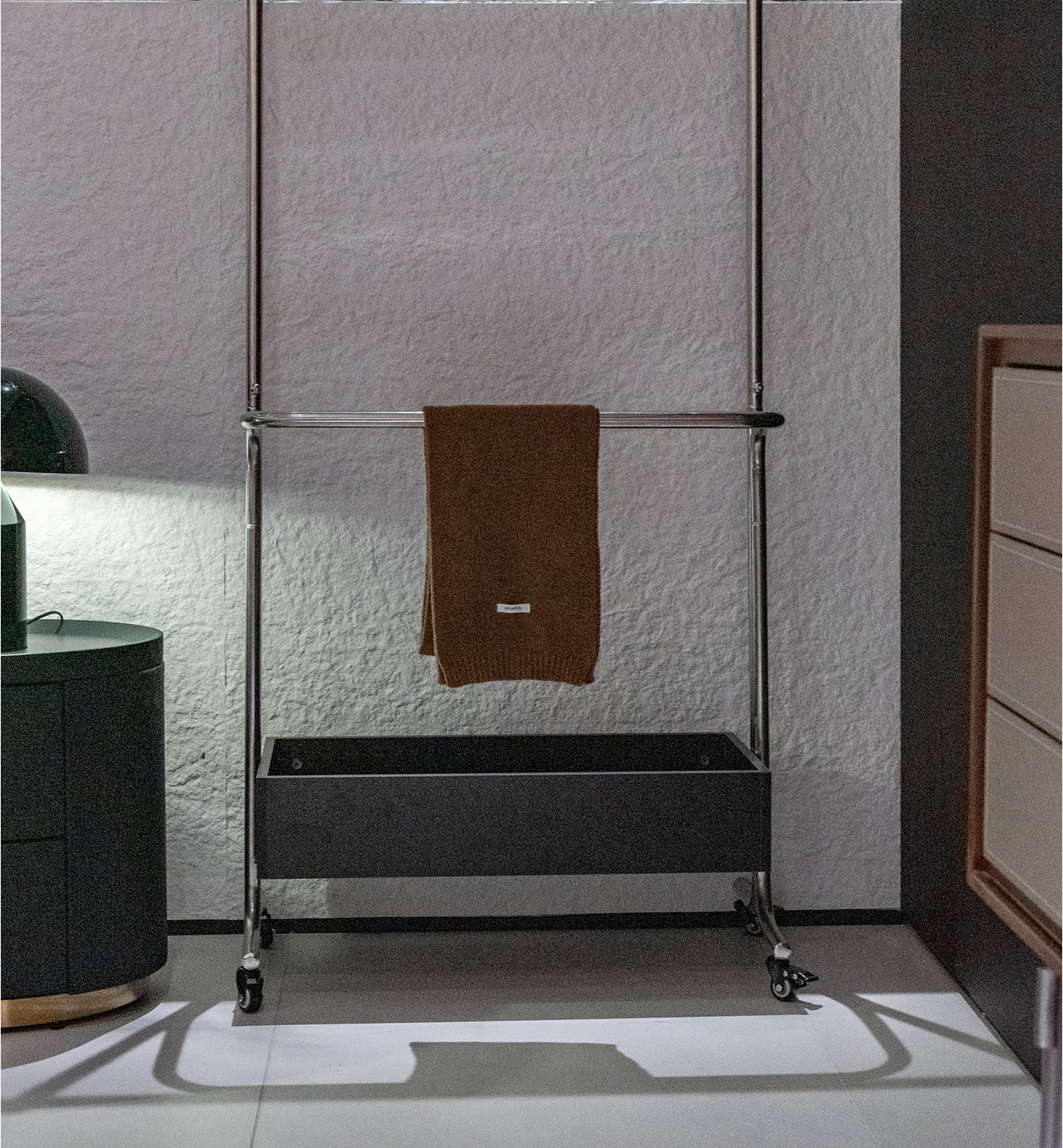 One silhouette. Your dimensions, comfort and finish.